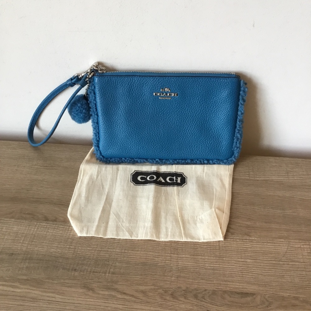 Coach Blue Pebbled Leather Wristlet w/Shearling Trim, Pom Pom, Hangtag & Dustbag